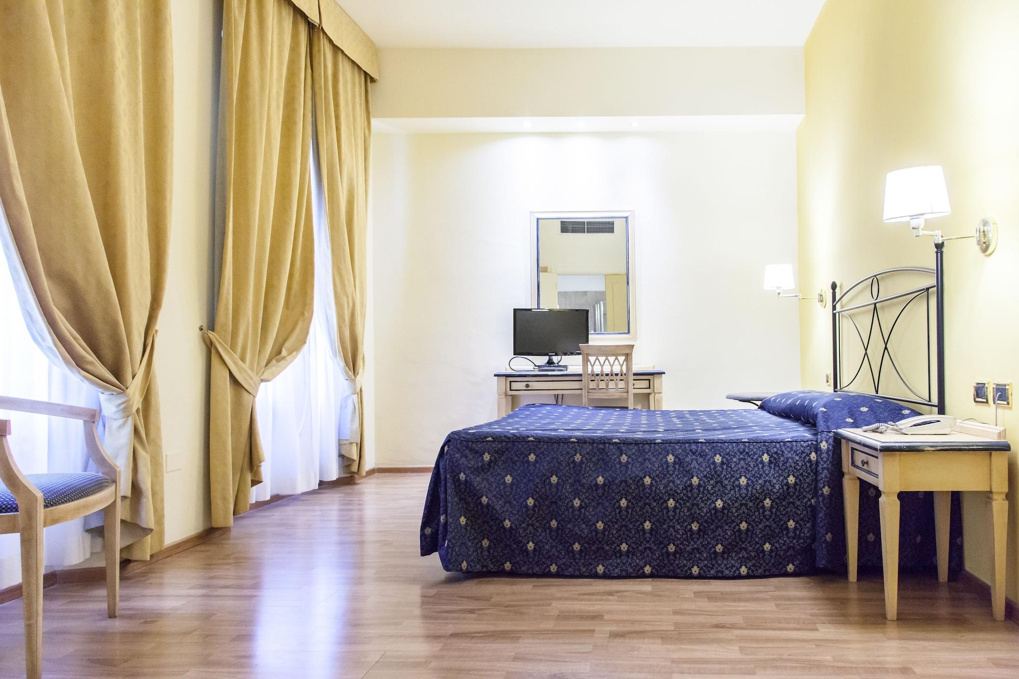 Hotel Benivieni ฟลอเรนซ์ ภายนอก รูปภาพ